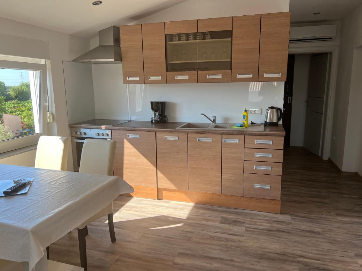 Apartments Ban Galizana Екстер'єр фото