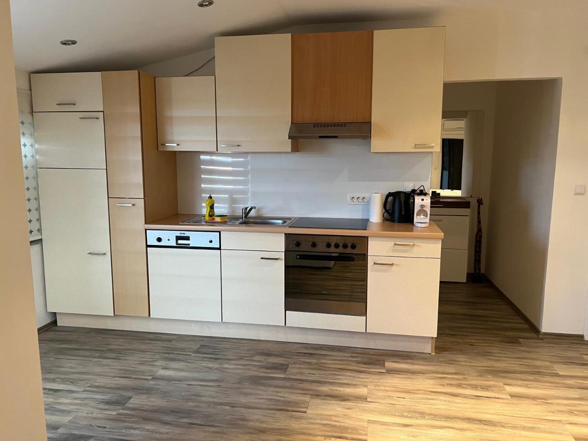 Apartments Ban Galizana Екстер'єр фото